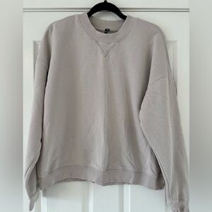 Vuori Women's Medium Tan Sweatshirt